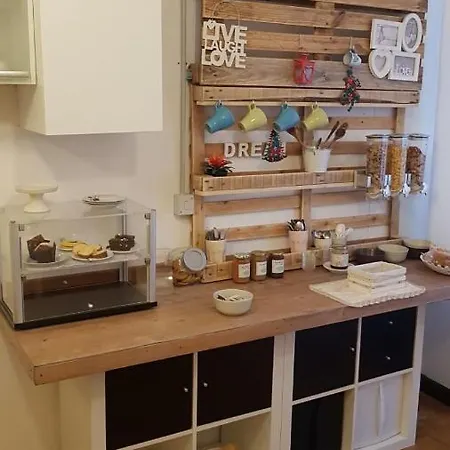 Empire 1970 فندق مبيت وإفطار *