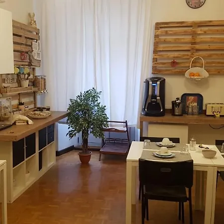 Empire 1970 ترييستي