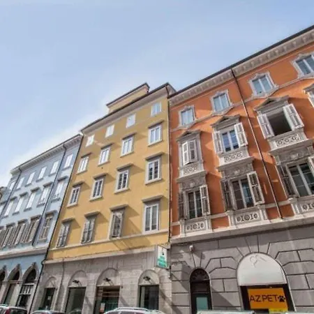 Empire 1970 Bed & Breakfast Trieste